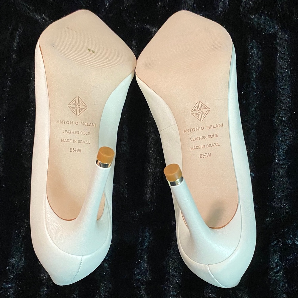 ANTONIO MELANI Light Cream Pointed-Toe Pumps - Picture 5 of 9